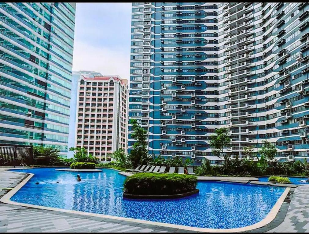 Deluxe Apartments Cozy & Homy In Makati Manila Netflix Eksteriør billede
